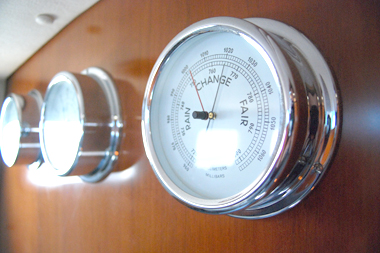 boat and yacht varnish services